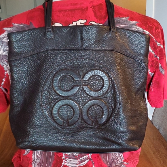 Coach Handbags - Coach leather bag